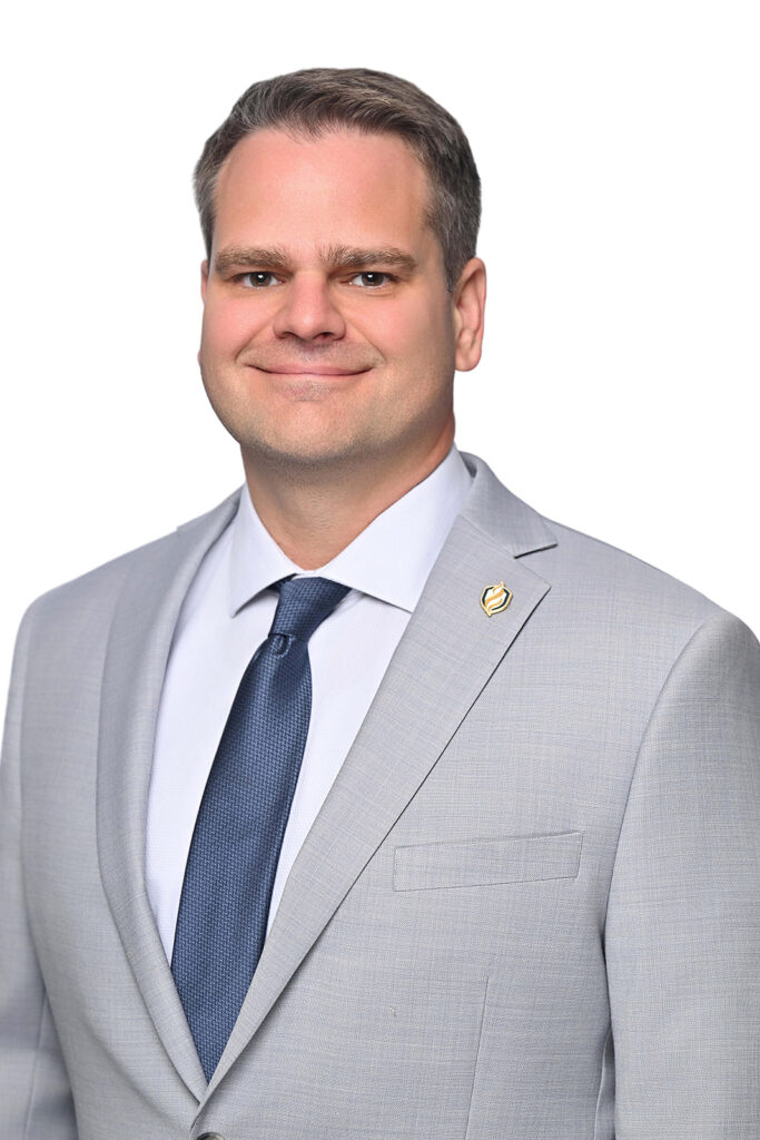 Eric Mann – The Commission